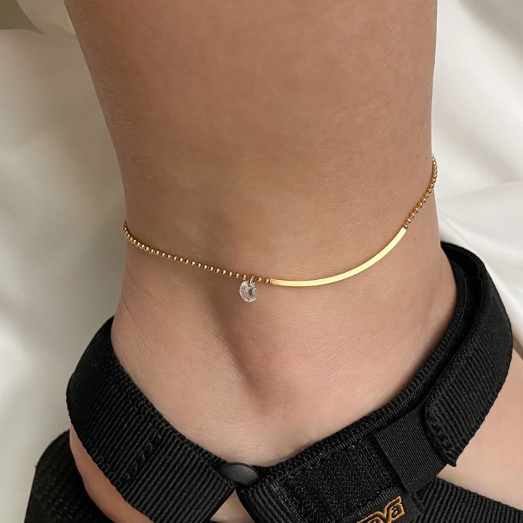 Minimal Muse Anklet