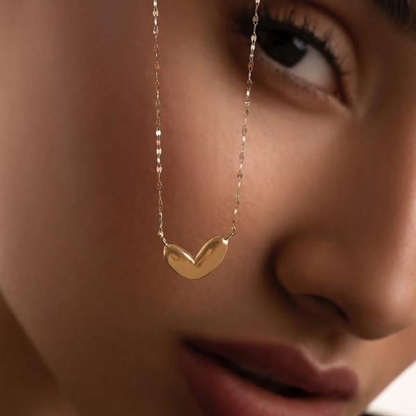 Lustrous love pearl drop