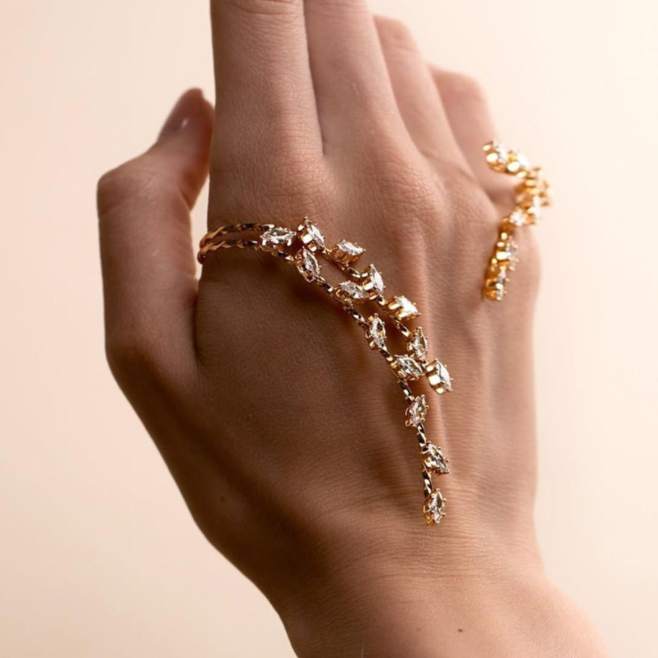 Regalia Vein Handcuff