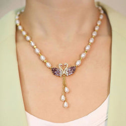 SWAN NECKLACE