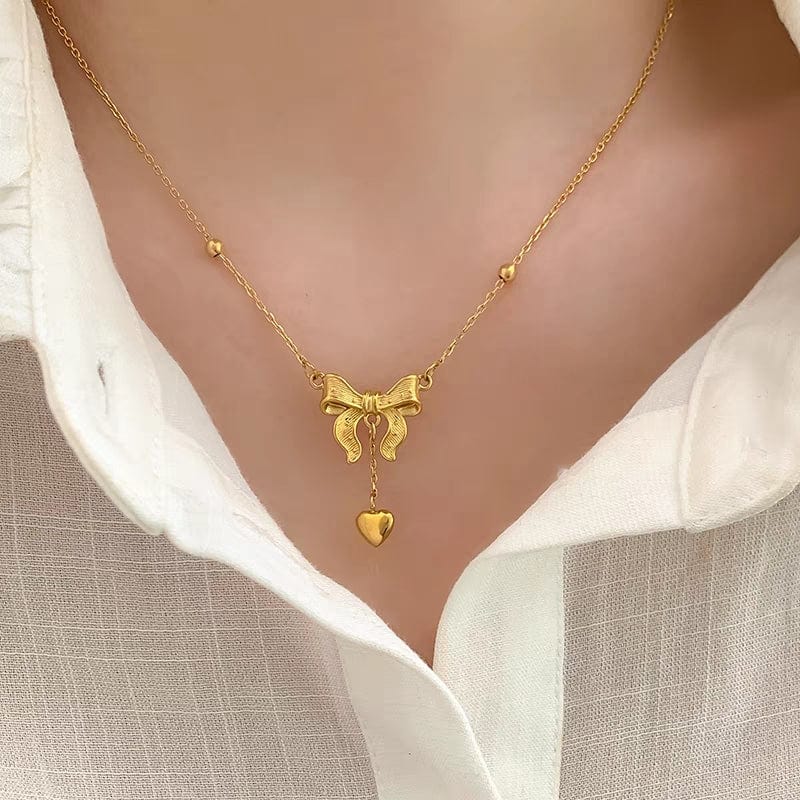 KNOTSPELL NECKLACE