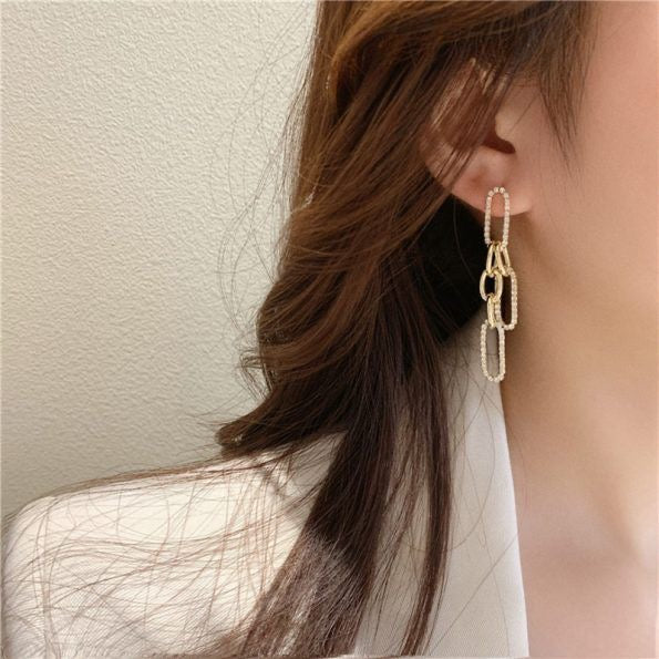 GEOMETRIC EARRINGS