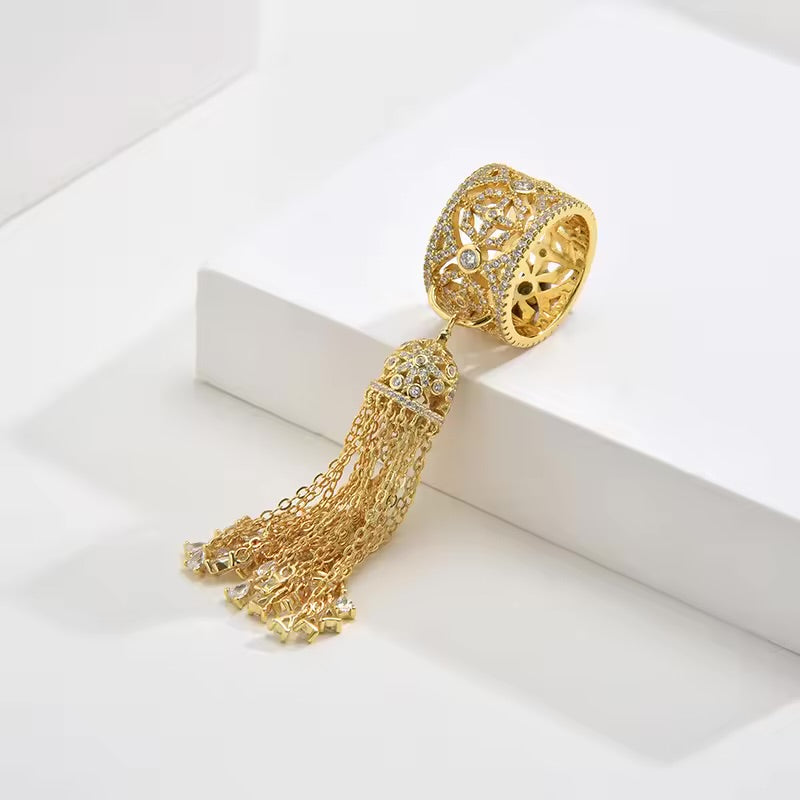 Noor Tassel Ring