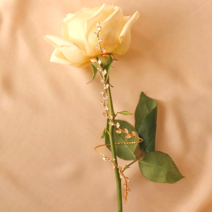 Dewdrop Grace Hand Cuff